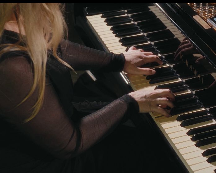 Performance de Desirée Duwe para “Crepúsculo Amazônico” já disponível na internet.