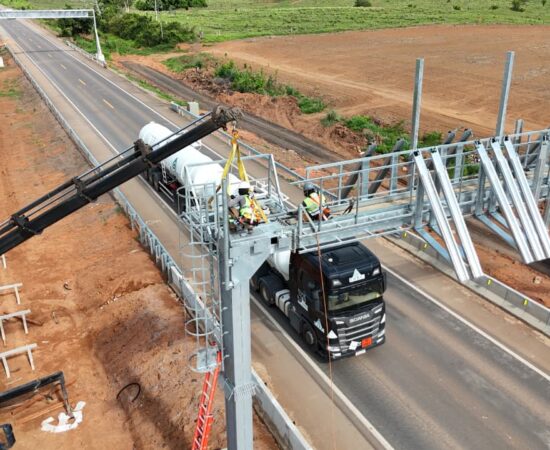 NOTA – CONCESSIONÁRIA NOVA 364: Cobrança de pedágio na br-364 é suspensa por decisão judicial; concessionária afirma não ter recebido notificação.