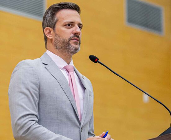 Deputado Delegado Lucas apresenta indicação para construção de rotatória em Vila União