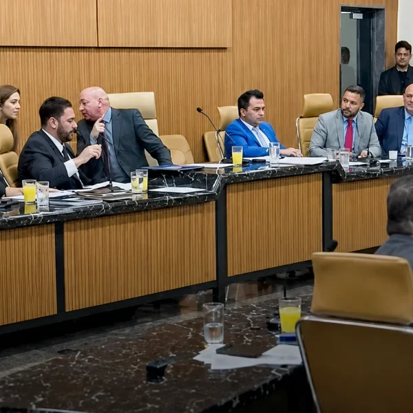 A sessão da Câmara Municipal de Porto Velho, transformou-se em um verdadeiro campo de batalha verbal